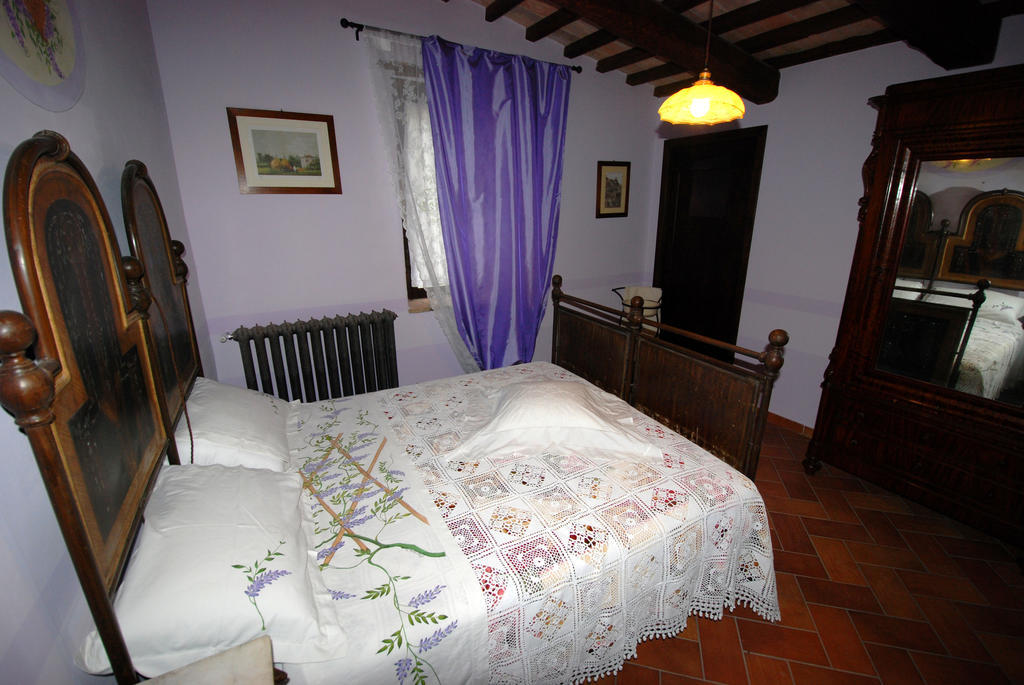 ホテル Residenza Di Paese Castello Del Poggio フェレンティッロ 部屋 写真