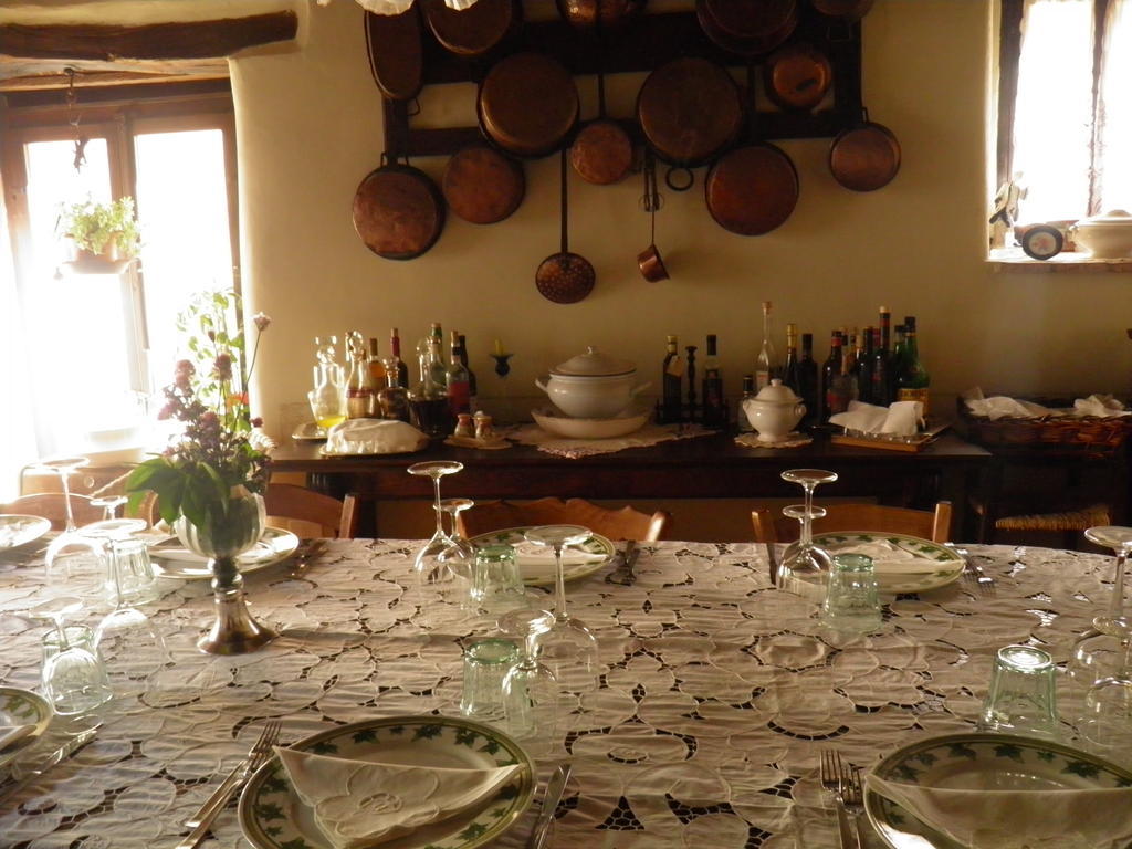 ホテル Residenza Di Paese Castello Del Poggio フェレンティッロ エクステリア 写真