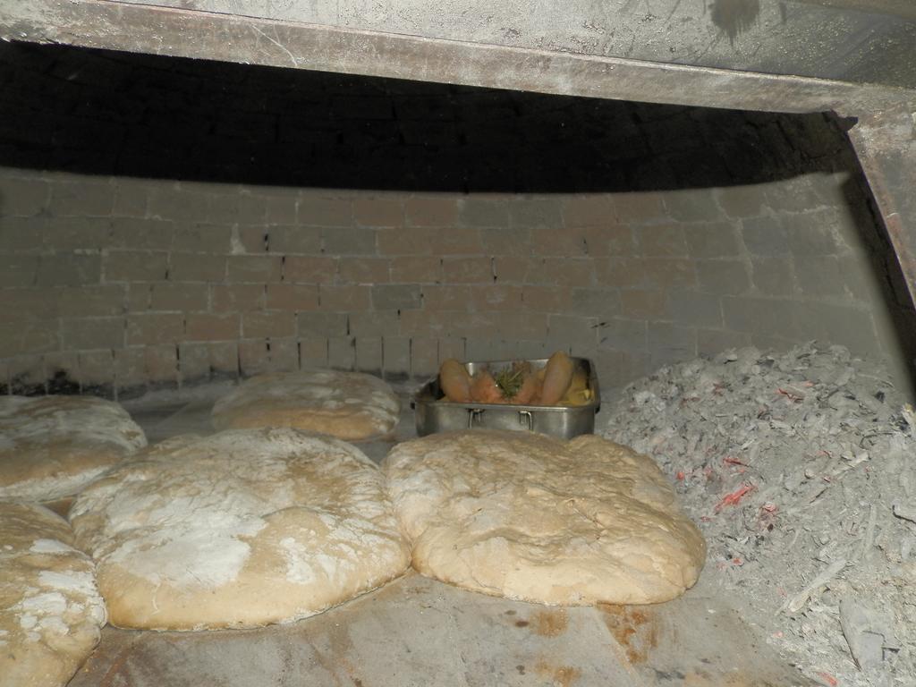 ホテル Residenza Di Paese Castello Del Poggio フェレンティッロ エクステリア 写真