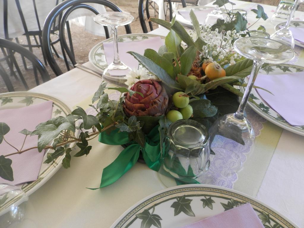 ホテル Residenza Di Paese Castello Del Poggio フェレンティッロ エクステリア 写真